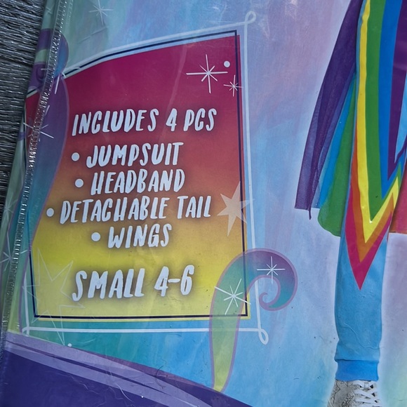 Rainbow Dash - Picture 2 of 3